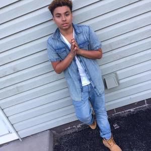 Meet your Posher, Ethan